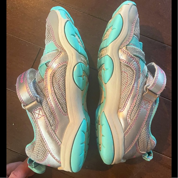 💰 Made 2 Play ‘Serena’ Runners - Picture 3 of 6